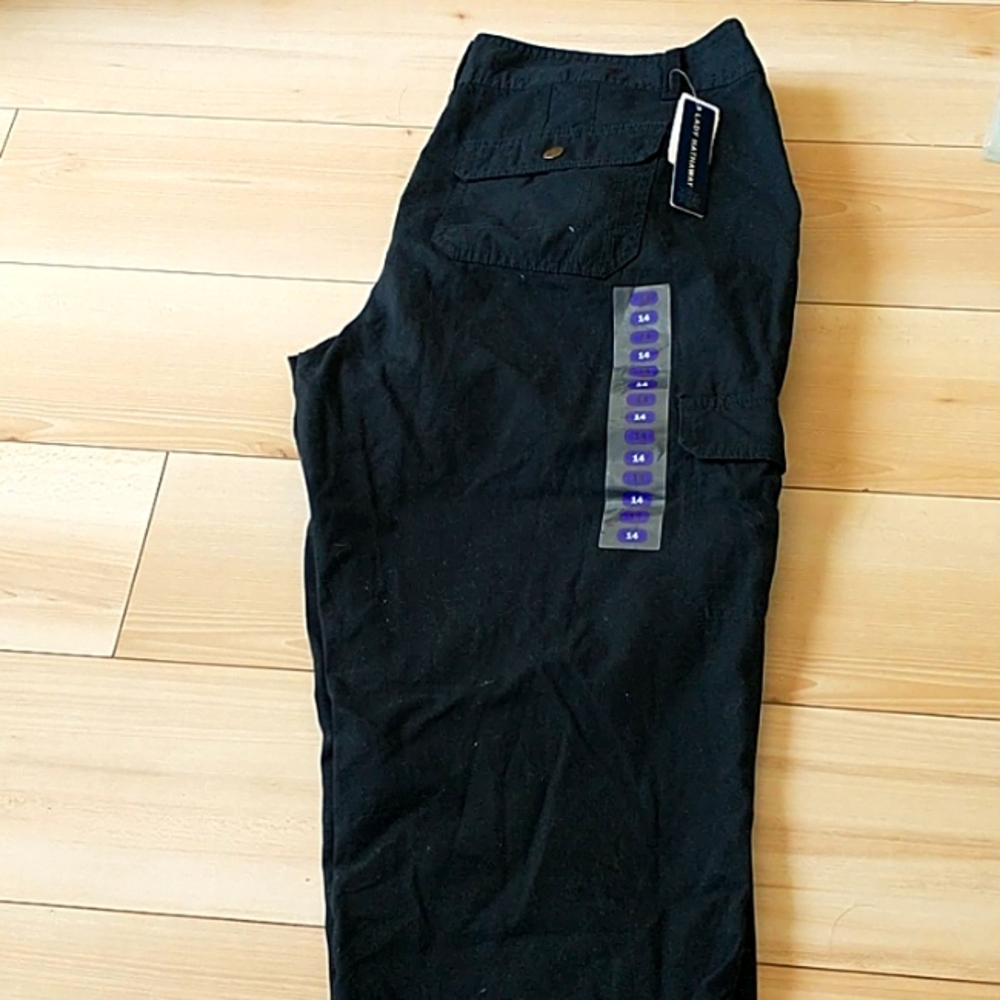 Lady Hathaway bottoms
